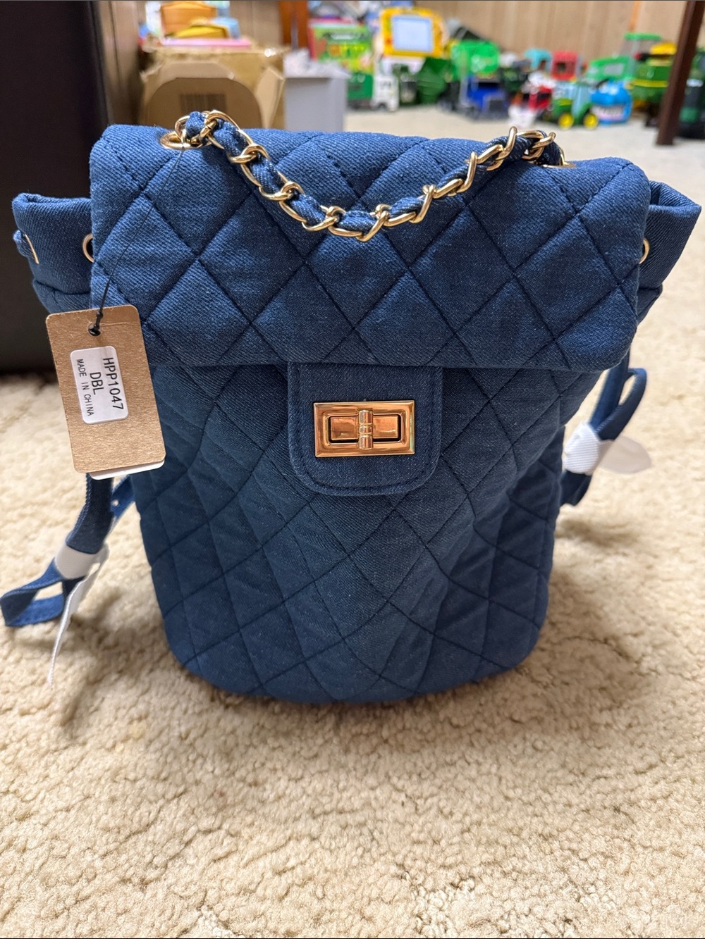Quilted Navy Chain-Trim Bucket Bag - Unbranded
